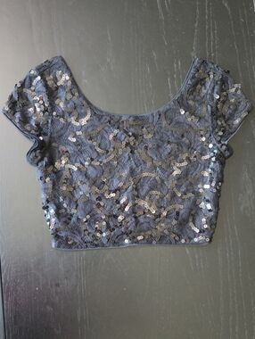 Express Black Sequin Scoop-Neck Crop Top
